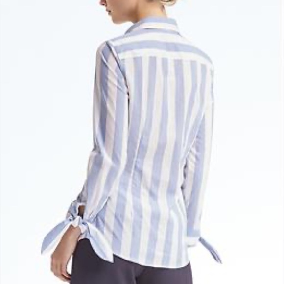 NWT- Banana Republic Riley shirt Blue and White Striped Blouse with Tie Sleeves - Picture 3 of 4
